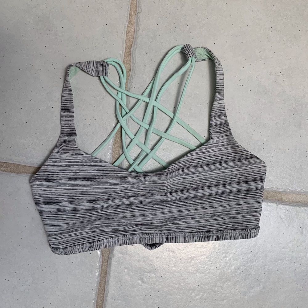 Lululemon Free to Be Bra Wild